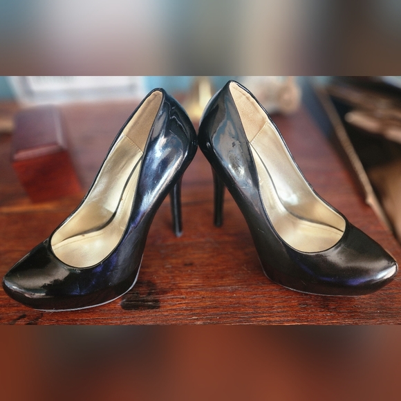 Steve Madden Platform Black Patent High Heels Sz8 - Picture 1 of 6